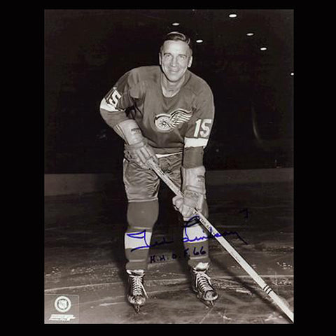 Ted Lindsay Detroit Red Wings Autographed Dark Sweater 8x10 Photo w/ HHOF 66' Notation